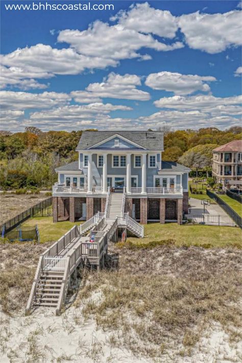 Beachfront House Ocean Views, Ocean Forest, Ocean Front Homes, Ocean Front Property, Beachfront House, Ocean Blvd, Beachfront Home, House Dream, Forest Canopy