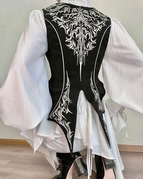 🦇 Embroidered Bat Wings Waistcoat with front zipper closure, available in black and white. Preorder now for $62.00! Shop here: https://www.devilinspired.com/extremely-luxurious-banquet #waistcoat #princestyle #oujifashion Bat Wing Clothes, Crow Puppet, Evil Puppet, Bat Outfit, Embroidered Waistcoat, Waistcoat Designs, Vampire Fashion, Fancy Clothing, Gothic Coat