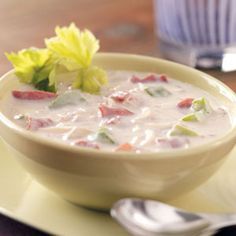 Creamy Reuben Soup Recipe (use xanthan gum in place of flour to reduce carbs) Rueben Soup, Reuben Soup Recipe, Creamy Reuben Soup, Reuben Recipes, Souper Sunday, Reuben Soup, Reuben Recipe, Sunday Ideas, Reuben Sandwich