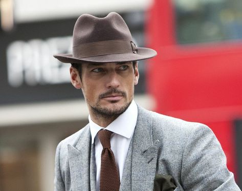 English Gentleman Style, English Gentleman Style Vintage, Gentleman Style Haircut, Fedora Hat Men Outfits, Men With Class Gentleman Style, Mens Fashion Classy Gentleman Style, Gentleman Style Vintage, Gentleman Style Suit, Hat Men Outfit