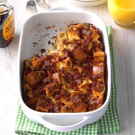 Maple Bacon French Toast, Bacon French Toast, Pumpkin French Toast Casserole, Cornbread Salad, French Toast Bake Recipe, French Toast Casserole Recipes, Pumpkin French Toast, Southern Cornbread, Overnight French Toast