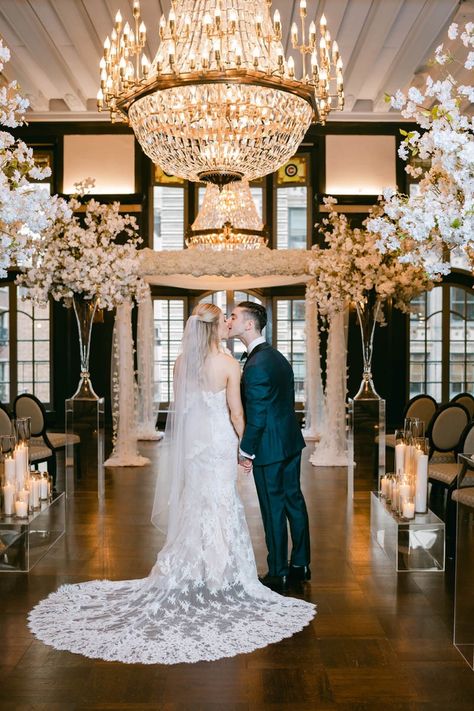 Chicago Athletic Association Wedding, Winter Chicago, Chicago Athletic Association Hotel, Hotel Planner, Chicago Athletic Association, Chicago Winter, Chicago Wedding Photography, Opposites Attract, Light Bright