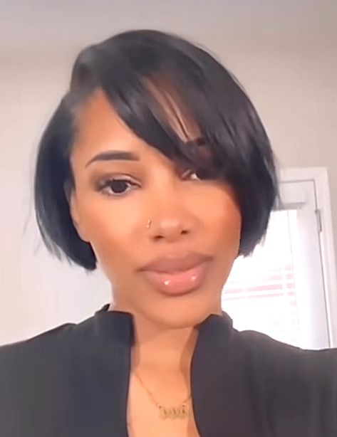 Rihanna Bob Hairstyles, Jaw Length Bob Black Women, Extra Short Bob For Black Women, Mini Bob Haircut Black Women, Silk Press Natural Hair Short Curls, 2023 Bobs, Silk Press Natural Hair Short Hairstyles, Mini Bob Haircut, Micro Bob Haircut