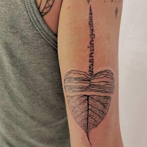 3 in 1 tattoo Part of bohdi tree leaf in connection with a unlalome an the 5th letters of ha tew Bodhi Tree Leaf Tattoo, Bohdi Tree Leaf Tattoo, Bodhi Leaf Tattoo, Tree Leaf Tattoo, Bodhi Tree Tattoo, Bodhi Tattoo, Leaf Tattoo, Bodhi Leaf, Bodhi Tree