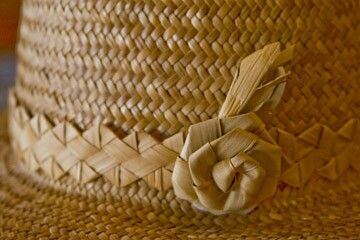 Lauhala papale ( hat ). Molokai Hawaii, Flax Weaving, Hawaiian Crafts, Blue Monkey, Flax Fiber, Kites, Shell Jewelry, Wood Work, Just For Fun