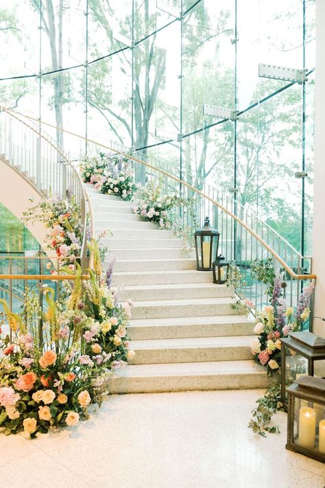 Birmingham Museum of Art – Alabama Wedding – Southern Wedding Florist | Saag Wedding Birmingham Al Wedding Venues, Birmingham Museum Of Art Wedding, Wedding Venue Staircase, Modern Art Museum Wedding, Fernbank Museum Wedding, Dentist Party, Stairs Flowers, Engagement Backdrops, Museum Wedding Reception