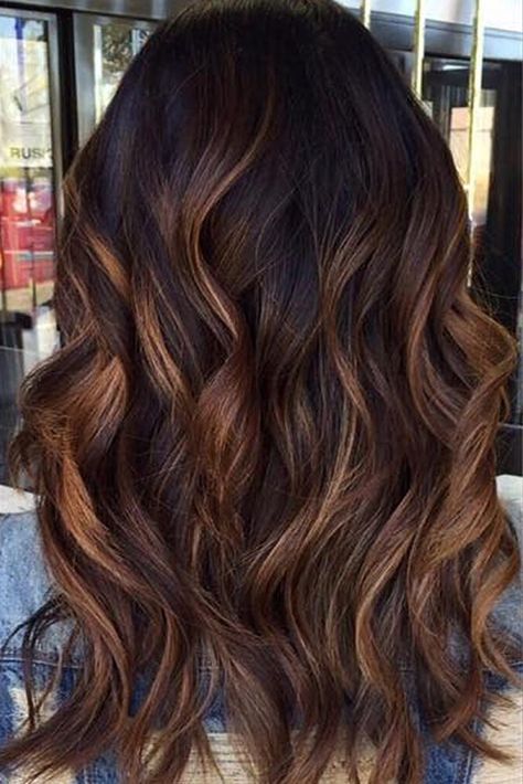 Balayage Hair Color Ideas in Brown to Caramel Tones ★ See more: http://lovehairstyles.com/balayage-hair-brown-caramel-tones/ Brown Hair Caramel Balayage, What Is Balayage Hair, Caramel Brown Hair Color, Soft Balayage, Chocolate Mocha, Caramel Hair, Brown Hair Balayage, Balayage Hair Blonde, Trendy Hair Color