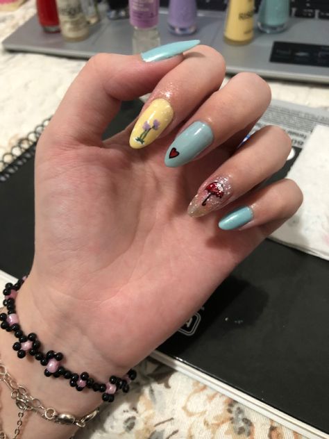 Taehyung Nails, Snow Flower Taehyung, Nail Designs Flowers, Snow Flower, Beauty Nail, Flower Nails, Nail Manicure, Manicure, Nail Designs