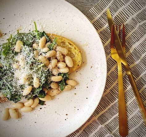 White Beans And Greens, Wfh Lunch, Beans And Greens, Beans On Toast, Wilted Spinach, Lunch Table, Toast Toppings, Fast Lunch, Best Beans