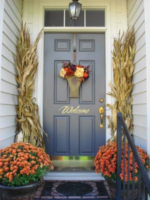 22 Fall Front Porch Ideas Front Porch Design Ideas, Front Porch Inspiration, Porch Design Ideas, Fall Front Porch Ideas, Corn Stalks, Hallowen Ideas, Fall Entryway, Fall Deco, Autumn Decorating