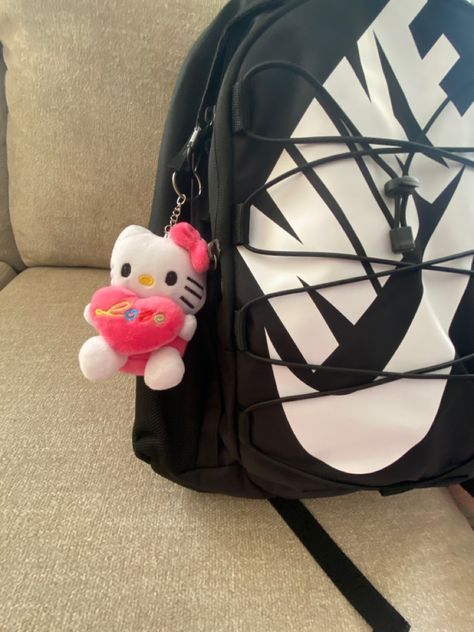 #hellokittycollection #keychain #nike #school Bookbag Keychain, Hello Kitty Sprayground Backpack, Keychains Sanrio, Tan Hello Kitty Keychain, Hello Kitty Keychain Plush, Cutecore Keychains, Hello Kitty Items, Hello Kitty Collection, Jewelry Lookbook