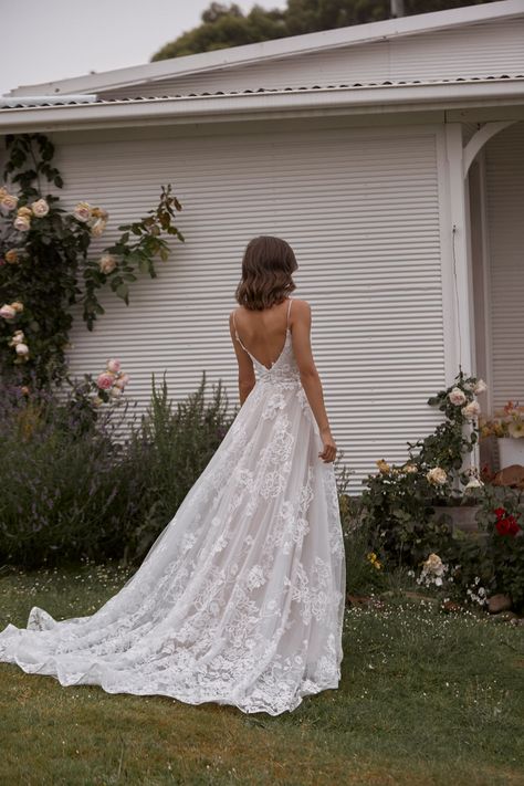 Madi Lane, Pretty Wedding Dresses, Dream Wedding Ideas Dresses, Future Wedding Plans, Wedding Goals, Wedding Mood, Dreamy Wedding, Pretty Wedding, Wedding Dress Inspiration