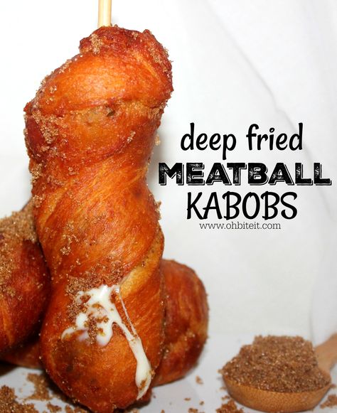 Corndog Recipes, Deep Fried Meatballs, Meatball Kabobs, Packer Party, Meatball Dishes, Fair Foods, Fried Meatballs, Cheesy Meatballs, Deep Fried Appetizers