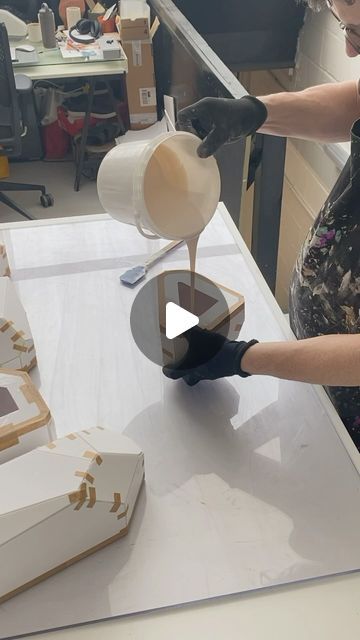 Jesmonite on Instagram: "Our brand ambassador @philcuttance is so talented 🙌  Here he is making faceted ‘Crystal’ forms using Jesmonite AC100 cast into hand-made foamboard moulds! 🌟  #jesmonite #ac100 #handmademovement #mouldmaking" Jesmonite Diy, Jesmonite Art, Jesmonite Casting, Jesmonite Ideas, Craft Diy Ideas, Resin Casting, Faceted Crystal, Foam Board, Brand Ambassador