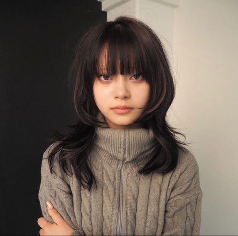 Jellyfish Cut, Soft Bob, Japanese Hairstyles, Wet Look Hair, Layer Cut, Blowout Hair, Japanese Hairstyle, Haircuts Straight Hair, Hair Inspiration Color