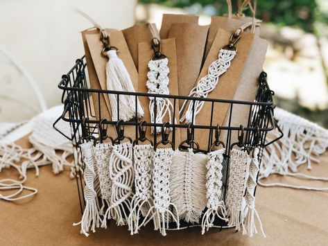 Macrame Keychains/Bag Charms Diy Pop Up Display Ideas, Macrame Keychain With Charm, Macrame Packaging, Macrame Business, Diy Macrame Wall Hanging, Craft Fair Booth Display, Pola Macrame, Craft Market Display, Makramee Diy