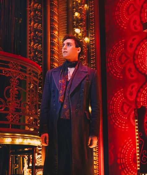 Christian Moulin Rouge Broadway, Christian Moulin Rouge, Moulin Rouge Broadway, Jamie Muscato, Moulin Rouge Musical, Trip Fits, Theatre Aesthetic, Aaron Tveit, Gender Envy