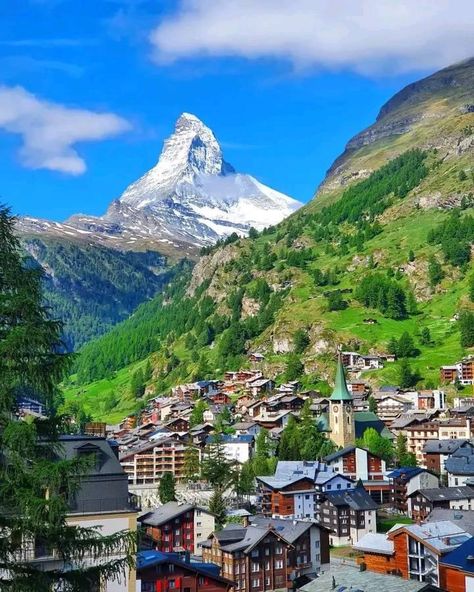 Switzerland In Winter, Beautiful Switzerland, Zermatt Switzerland, Travel Van, Zermatt, Winter Wonder, Travel Bucket List, Nature Travel, Mount Rainier