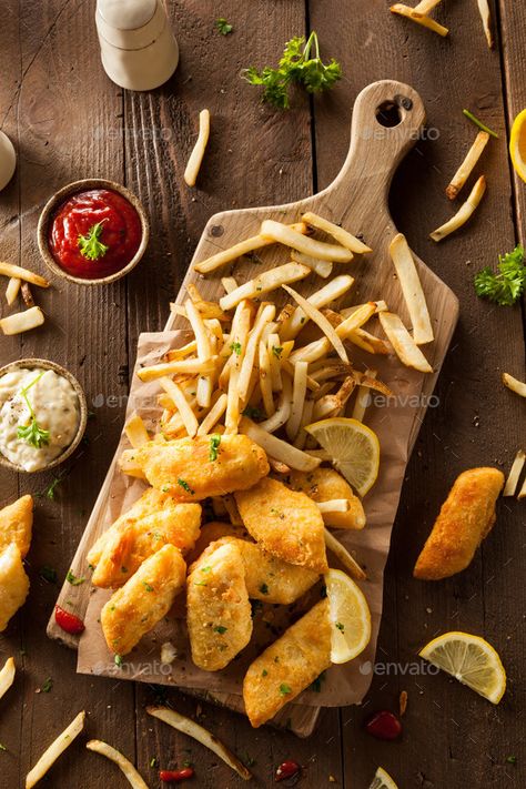 Crispy Fish and Chips by bhofack2. Crispy Fish and Chips with Tartar Sauce #AD #Chips, #Fish, #Crispy, #Sauce Crispy Fish, Food Photoshoot, Food Photography Inspiration, Food Photography Tips, Pub Food, Food Platters, Fish And Chips, Food Obsession, Cafe Food