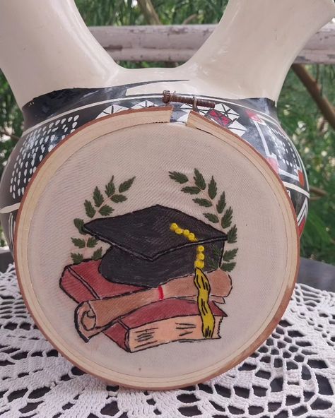 Happy graduation embroidered hoop Graduation Embroidery Gift Ideas, Graduation Embroidery, Embroidery Gift Ideas, Embroidered Hoop, Happy Graduation, Embroidered Fabric, Fabric Paint, Law School, Embroidery Hoop