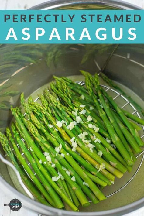 Save time and money by making Instant Pot Asparagus for a quick and healthy side dish. It’s so easy to whip up this perfectly cooked asparagus in a flash. No pressure cooker? You'll also find non-Instant Pot cooking methods. Instant Pot Asparagus, Instant Pot Veggies, Instant Pot Steam, Asparagus Recipes Oven, Best Asparagus Recipe, Asparagus Risotto, Asparagus Recipes Baked, Grilled Asparagus Recipes, Lemon Asparagus