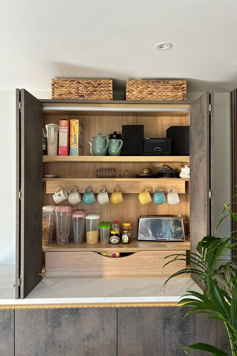 How do you like your coffee in the morning? ☕️ Our breakfast dresser not only adds a touch of elegance to your kitchen but also provides a perfect space to organise all your breakfast essentials. ☀⁠ 🌤⁠ .⁠ Corner Breakfast Bar, Handleless Cabinets, Dresser Kitchen, Breakfast Essentials, Bar Unit, Walnut Shelves, Coffee In The Morning, Home Coffee Stations, Wide Dresser