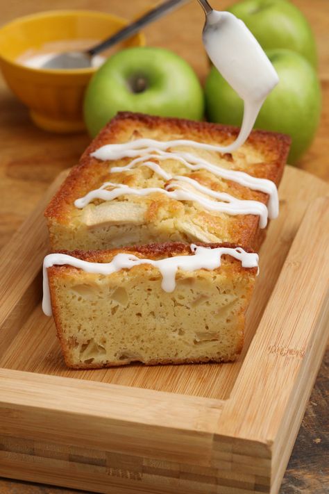 Frosted Buttermilk Apple Cake Loaf, Apple Cake Loaf, Buttermilk Loaf, Apple Loaf Cake, Quick Apple Dessert, Baking Apples, Apple Loaf, Cake Loaf, Apple Cake Recipe