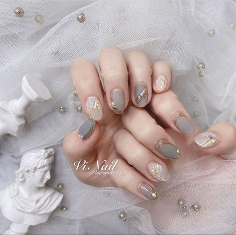 Nail Art Abu Abu Simple, Diy Nails Fall, Manicure 2023, Nail Wedding, Bridal Nail Art, Art Designs Ideas, Elegant Nail Art, Pretty Nail Art Designs, Pretty Gel Nails