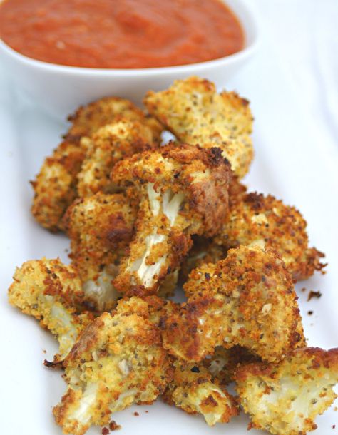 Low Calorie Crunchy Cauliflower Crunchy Cauliflower, God Mat, No Calorie Foods, Cauliflower Recipes, Veggie Dishes, Fried Food, Marinara, Vegetable Dishes, A Bowl