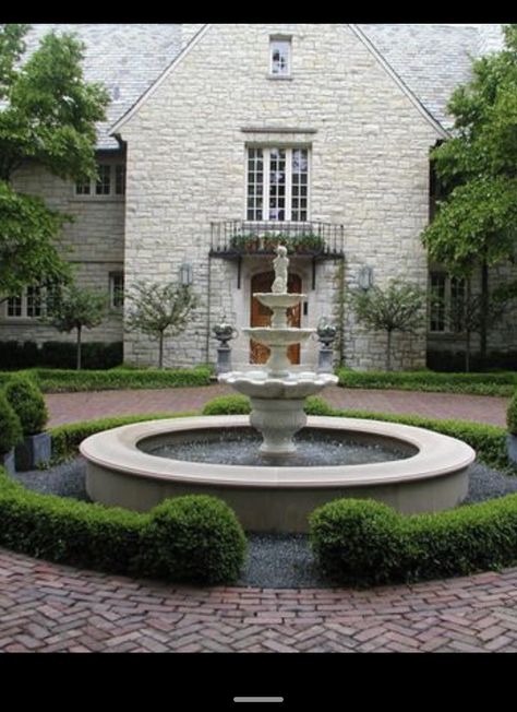 Circle Driveway Landscaping, Sloping Garden, Circle Driveway, Driveway Entrance Landscaping, Water Fountain Design, Air Mancur, Fountains Backyard, Driveway Entrance, Driveway Landscaping