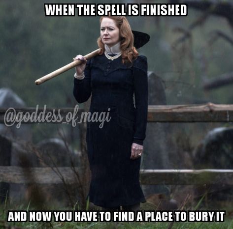 Funny witch meme #bruja #brujeria #hoodoo #conjure #wicca #kitchenwitch #folkmagic #spells #candlemagic #magick Witch Jokes, Funny Spiritual Memes, Witch Meme, Cozy Witch, Zelda Spellman, Solitary Witch, Weird Pics, Hoodoo Magic, Adoptable Oc