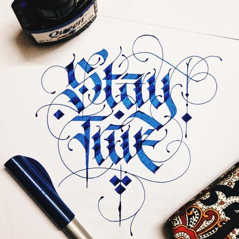 Lettering Blackletter Calligraphy, Gothic Lettering, Calligraphy Ideas, Sketch Note, Calligraphy Tattoo, Pen Calligraphy, Letters Design, Calligraphy Words, Tattoo Lettering Fonts