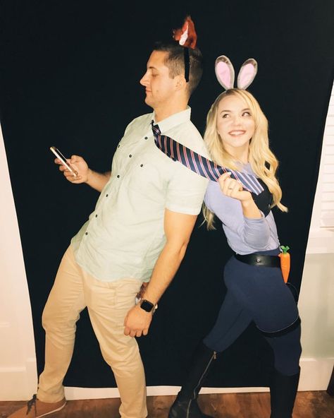 Couples costume! We were Nick Wilde and Officer Judy Hopps from Zoopopia. Super easy costume where you probably have most of the stuff.  #couplescostome #zootopia #halloweencostumes #halloween #disneycostume Custom For Couples Halloween, Officer Judy Hopps Costume, Judy Hopps And Nick Wilde Halloween Costume, Unique Disney Couple Costumes, Couples Costume Ideas Disney, Simple Disney Couple Costumes, Nick And Judy Halloween Costumes, Judy Hoops And Nick Wilde Costume, Judy Zootopia Costume