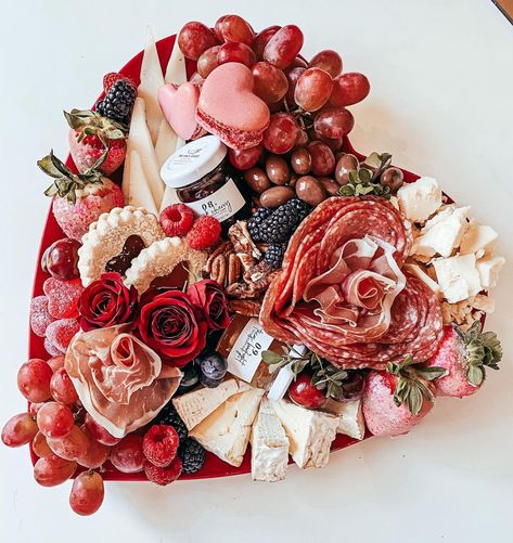 Charcuterie Board Valentine’s Day, Valentines Grazing Table, Valentines Charcuterie Board For Two, Galentines Charcuterie Board, Valentines Charcuterie Box Ideas, Valentines Food Board, Valentine’s Day Charcuterie Board, Valentines Cheese Board, Red Charcuterie Board