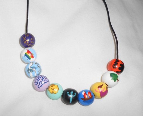 Annabeth necklace Greek Trireme, Camp Half Blood Necklace, Percy Jackson Crafts, Percy Jackson Necklace, Percy Jackson Birthday, Percy Jackson Party, Percy Jackson Outfits, Son Of Neptune, Camp Jupiter