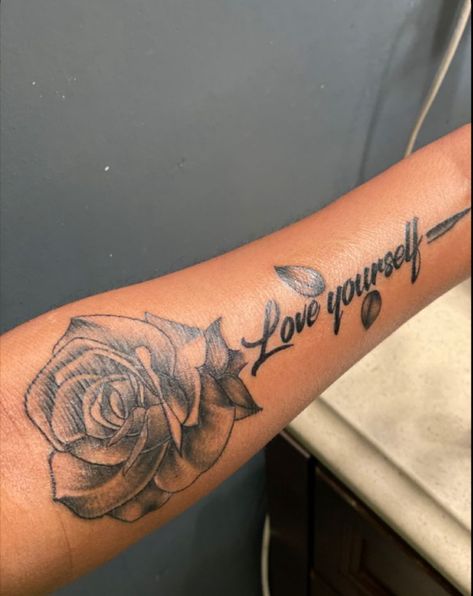 Baddie Tattoo Ideas Female Leg, Tattoo Ideas Baddie, Tattoo Ideas Female Baddie, Tattoo Ideas Female Hand, Tattoo Ideas Female Leg, Baddie Tattoo Ideas Female, Small Dope Tattoos, Baddie Tattoo Ideas, Baddie Tattoos