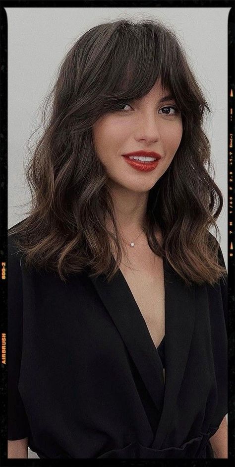 Medium Fringe Hairstyles, Long Layer Mid Length Hair, Midlength Hairstyles With Fringe, Female Shoulder Length Hairstyles, Medium Length French Hair, Shoulder Length Wavy Hair With Fringe, Hairstyles For Medium Length Hair With Fringe, Brunette Mid Length Hair Curtain Bangs, Brunette With Bangs Medium