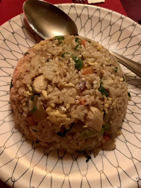 [I ate] Chicken fried rice #food #foods Delicious Rice, Rice Food, Cream Photos, Ice Cream Photos, Chicken Fried Rice, Chicken Fried, Dessert Pictures, Dinner Wedding, Gluten Free Cooking