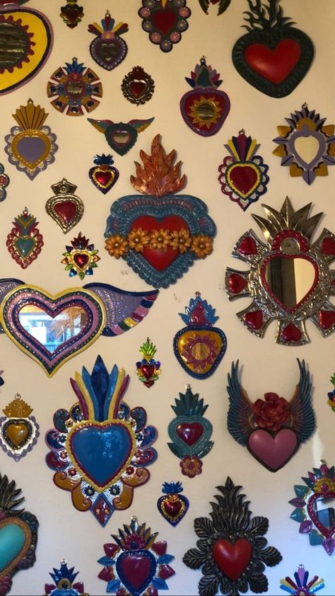 Vintage Mexican Aesthetic, Mexican Asethic, Mexican Room Decor, Mexican Wallpaper Aesthetic, Mexican Aesthetic, Mexican Wallpaper, Mexican Folk Art Decor, Church Aesthetic, Mexican Culture Art