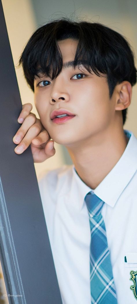 Kim Seok Woo, Kim Rowoon, Kim Seokwoo, Rowoon Sf9, Song Kang Ho, Sf9 Rowoon, Body Art Photography, Extraordinary Moments, Love Animation Wallpaper