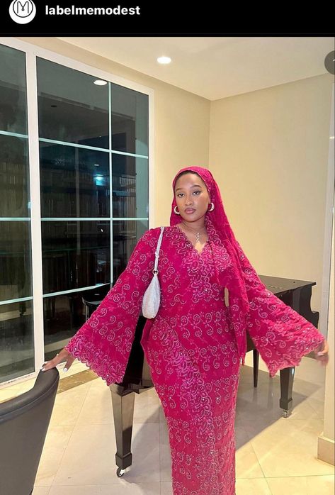 Hausa Lace Gown Styles, Eid Outfits African, Nigerian Outfits, Nigerian Lace Styles Dress, Modest Dresses Fashion, African Print Dress Ankara, African Print Clothing, Lace Gown Styles, Ankara Gown Styles