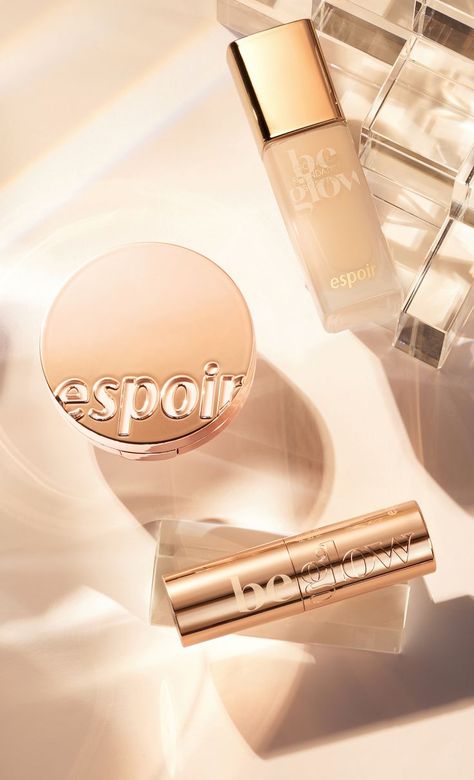 espoir's 𝑷𝒓𝒐 𝑻𝒂𝒊𝒍𝒐𝒓 𝑩𝒆 𝑮𝒍𝒐𝒘 line consisits of cushion & foundation to make sure you can get a flawless face makeup. Natural makeup starts with a perfect base makeup Espoir Cushion, Perfect Base Makeup, Espoir Makeup, Face Makeup Natural, Makeup Cushion, Cushion Makeup, Flawless Face Makeup, Base Makeup, Cushion Foundation