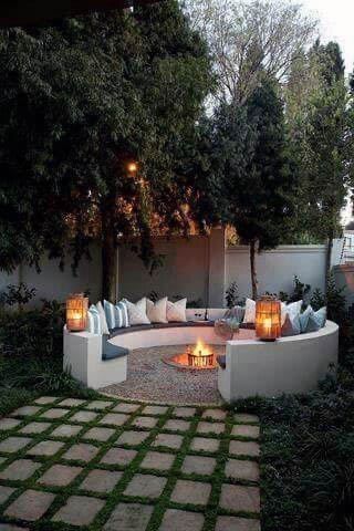 Backyard Seating Area, Backyard Garden Landscape, Outdoor Seating Area, Backyard Seating, Budget Patio, Backyard Entertaining, Backyard Fire, Diy Pergola, Pergola Patio