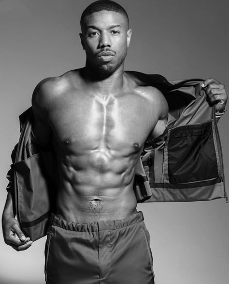 Michael B Jordan Girlfriend, Michael B Jordan Shirtless, Jordan Birthday, Michael Bakari Jordan, Putao, Michael B Jordan, Black Celebrities, Smash Cake, Blanket Throw