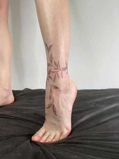 |#tattoo #handtattoo #tattoos #tattooideas 901 Foot Tattoos For Women Flowers, Vine Foot Tattoos, Ankle Tattoos For Women, Anklet Tattoos, New Tattoo Designs, Foot Tattoos For Women, Tattoos For Women Flowers, Vine Tattoos, Different Tattoos