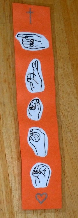 Webelos Communicator - American Sign Language... Print out sign alphabet & make bookmarks (names or their choice) Sign Launage, Sign Language Crafts, Sign Alphabet, Make Bookmarks, Tiger Scouts, Cub Scouts Tiger, Cub Scout Crafts, Life Skills Curriculum, Middle School Libraries