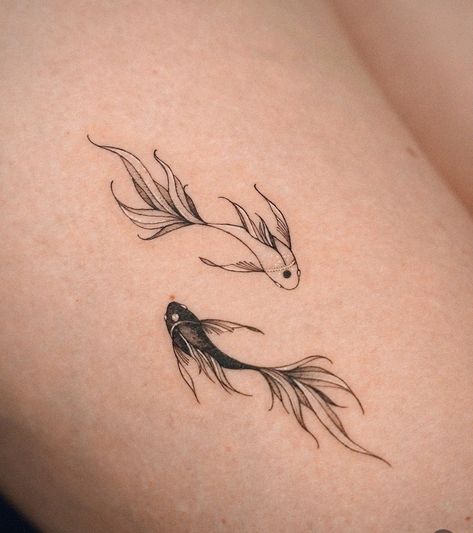 Frog Tattoo Meaning, Flying Fish Tattoo Design, Best Friend Animal Tattoos, Koi Fish Tramp Stamp, Tattoo Inspo Men, Matching Koi Fish Tattoo, Pices Zodiac Tattoo Women, Beta Fish Tattoo, Small Fish Tattoos