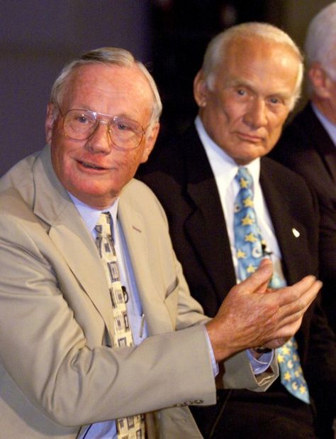 Apollo 11 astronauts Neil Armstrong (left) and Buzz Aldrin talk about the launch of Apollo 11 on the 30th anniversary of the event in 1999 Hubble Galaxies, Nasa Rocket Launch, Apollo Moon Missions, Nasa Moon, Apollo Space Program, 40th Anniversary Party, Nasa Space Program, Nasa History, Nasa Apollo