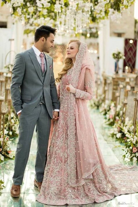 Couple Pink Outfits, Bride And Groom Dress Combination Indian, Engagement Dress Indian, Nikah Video, Walima Outfit, Walima Dresses Pakistani, Engagement Couple Dress, Say Mashallah, Engagement Dress For Groom