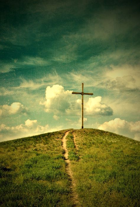 There's just something about a lone Cross on a hill. Beautiful Good Friday Images, Friday Images, My Redeemer Lives, Grace Alone, Old Rugged Cross, Love Is When, Love Truths, Christian Girl, Jesus Resurrection